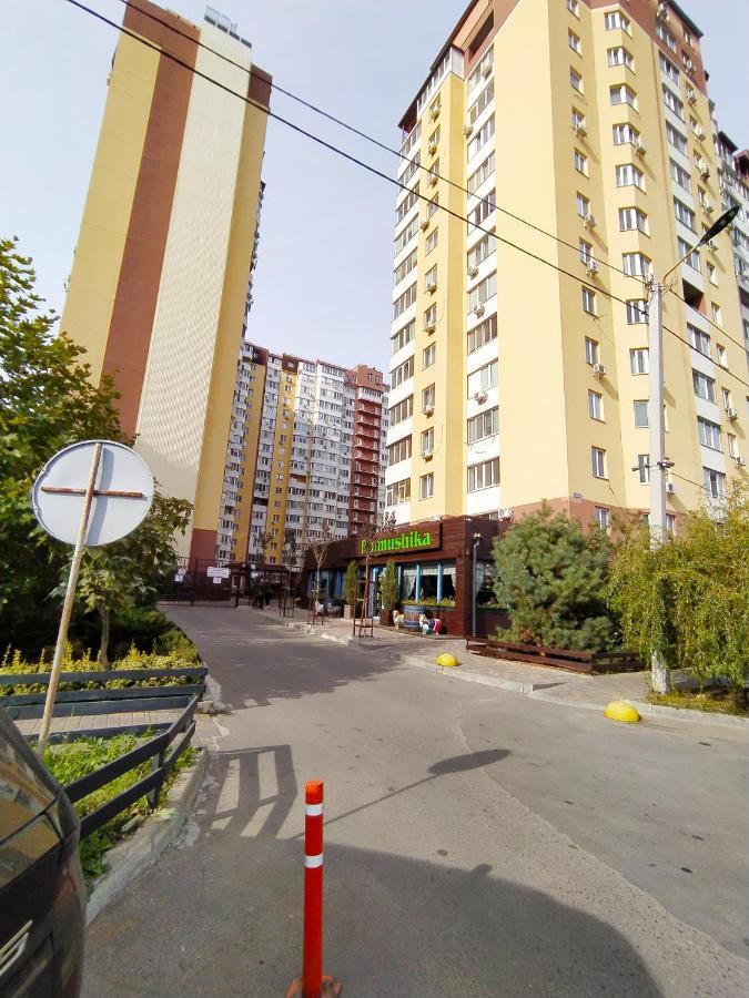 Квартира В Жилом Комплексе Левитана,Массив Радужный Odessza Kültér fotó