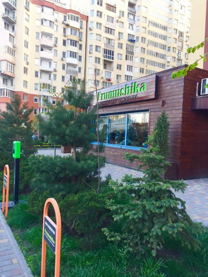 Квартира В Жилом Комплексе Левитана,Массив Радужный Odessza Kültér fotó